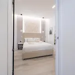 White Ottaviano Rom