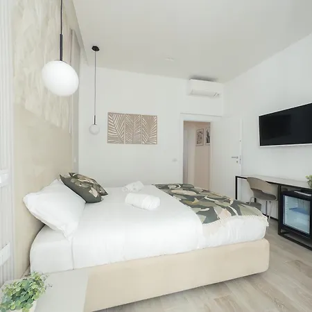 White Ottaviano Рим